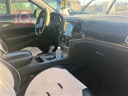 جيب جراند شيروكي